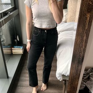 Abercrombie 90s Ultra High Rise Straight Jeans